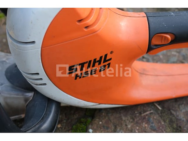 Elektrische heggenschaar stihl hse81 - afbeelding 1 van  7
