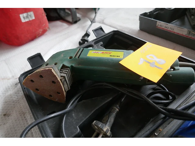Elektrische heteluchtpistool powerplus + elektrische deltaschuurmachine - afbeelding 3 van  6