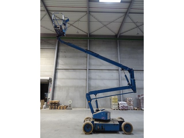 Elektrische hoogtewerker upright - afbeelding 12 van  12