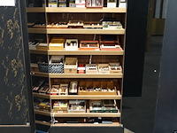 Elektrische humidor kast - afbeelding 2 van  5