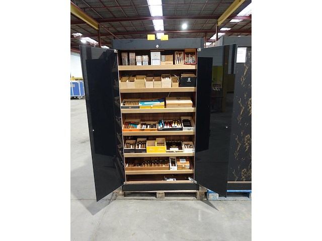 Elektrische humidor kast - afbeelding 2 van  4