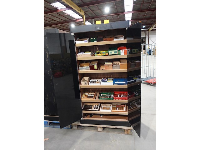 Elektrische humidor kast - afbeelding 2 van  5