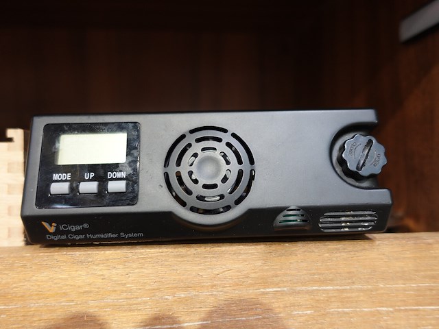 Elektrische humidor kast - afbeelding 3 van  3