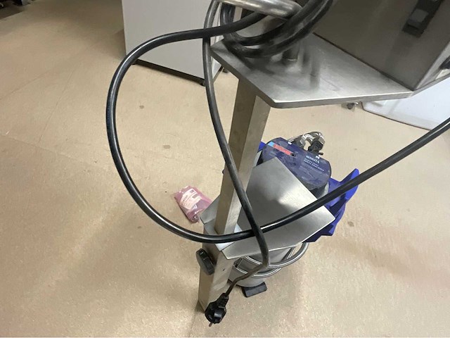 Elektrische industriële blikopener - afbeelding 6 van  7