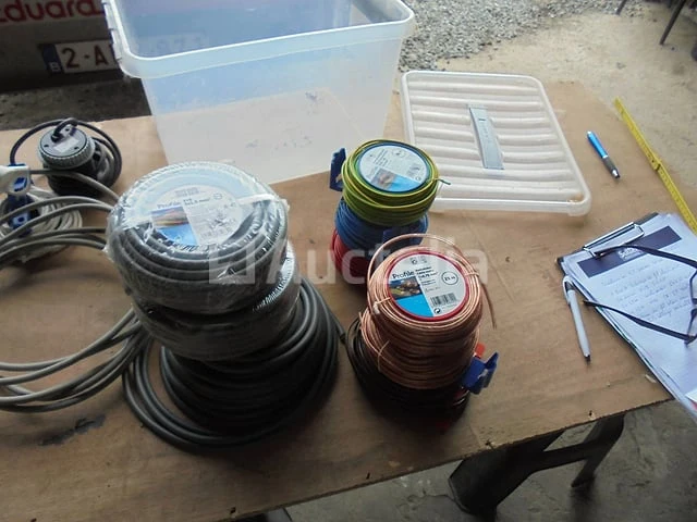Elektrische installatieapparatuur - afbeelding 1 van  12