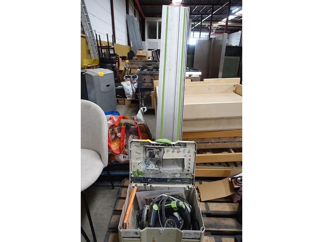 Elektrische invalzaagmachine festool - afbeelding 1 van  2