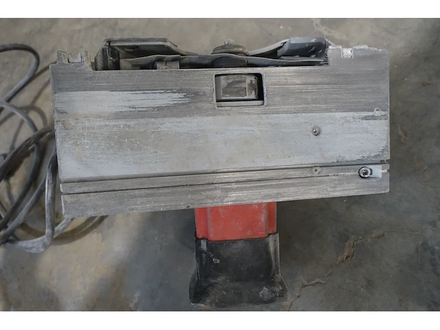 Elektrische invalzaagmachine flex - afbeelding 4 van  7