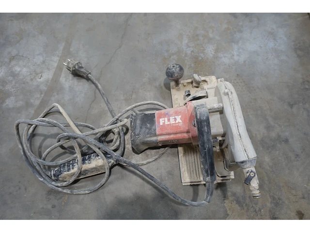 Elektrische invalzaagmachine flex - afbeelding 2 van  7