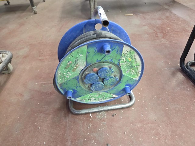 Elektrische kabelhaspel - afbeelding 1 van  2