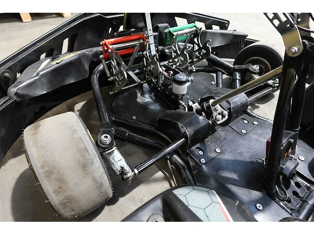 Elektrische kart bizkarts - afbeelding 14 van  15