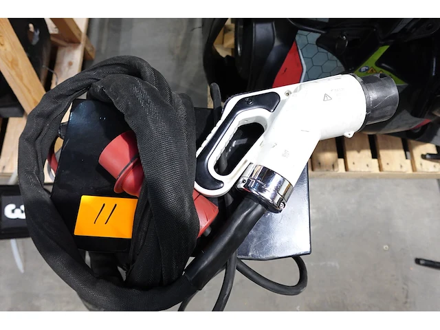 Elektrische kart bizkarts - afbeelding 4 van  5