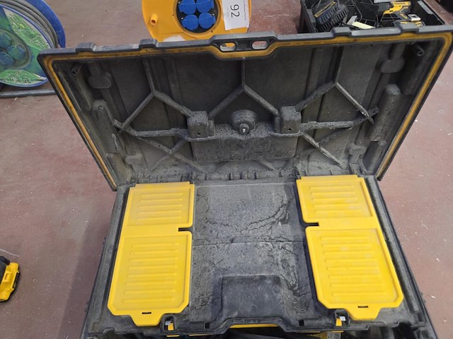 Elektrische klopboormachine dewalt d25323-qs - afbeelding 7 van  8