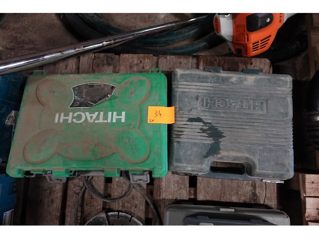 Elektrische klopboormachine hitachi + decoupeerzaag - afbeelding 1 van  3