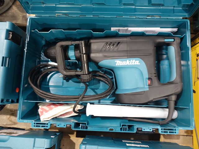 Elektrische klopboormachine makita - afbeelding 1 van  2