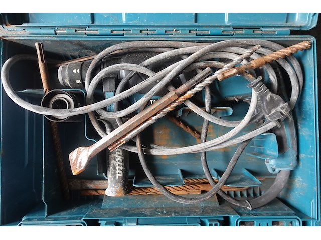 Elektrische klopboormachine makita - afbeelding 2 van  4