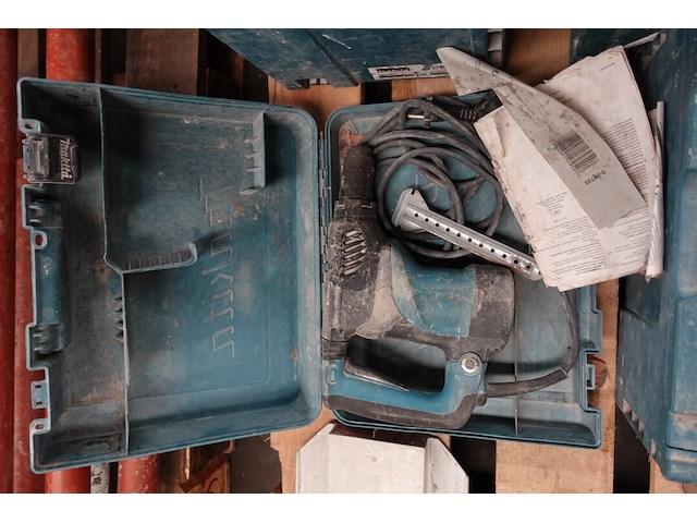 Elektrische klopboormachine makita - afbeelding 1 van  4