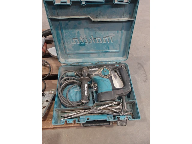 Elektrische klopboormachine makita - afbeelding 1 van  3