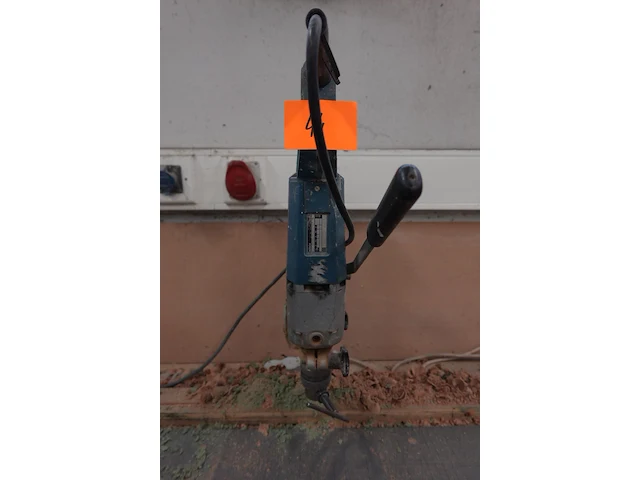 Elektrische kolomboormachine bosch - afbeelding 1 van  4