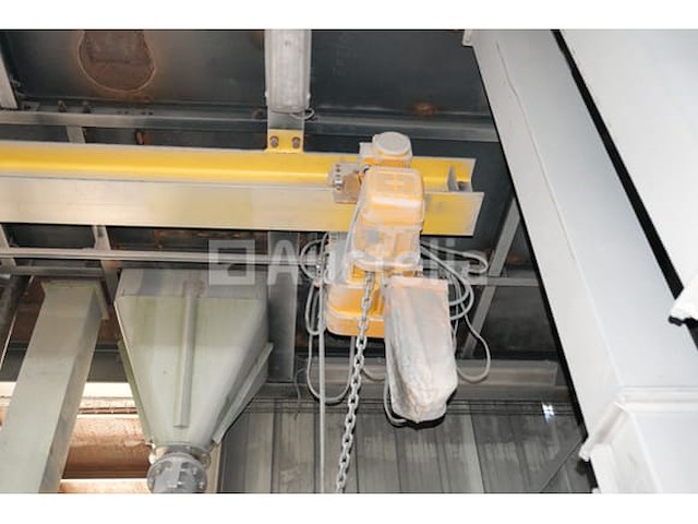 Elektrische lier op rails - afbeelding 2 van  8