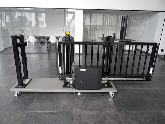 Elektrische metalen schuifpoort - afbeelding 1 van  6