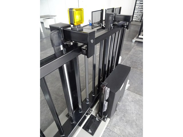 Elektrische metalen schuifpoort - afbeelding 6 van  6