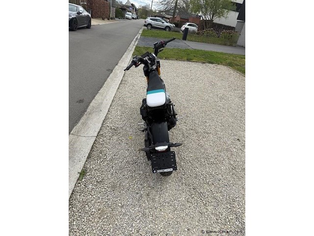 Elektrische motorfiets - afbeelding 2 van  8