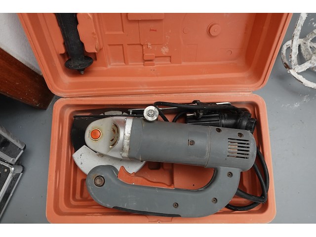 Elektrische muurfrees xperformer - afbeelding 1 van  3