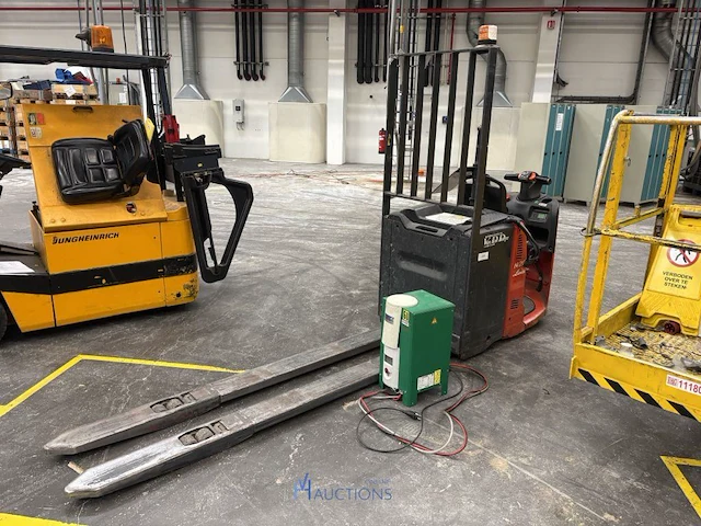 Elektrische orderpicker linde - afbeelding 1 van  20
