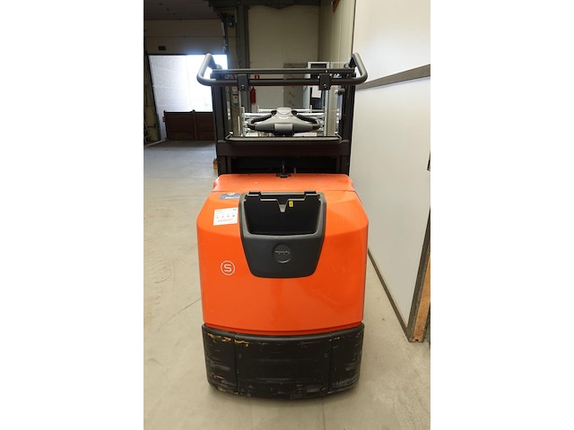 Elektrische orderpicker toyota + orderpickkar multitube - afbeelding 12 van  20