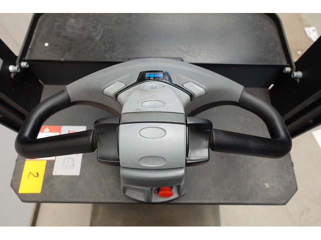 Elektrische orderpicker toyota + orderpickkar multitube - afbeelding 19 van  20