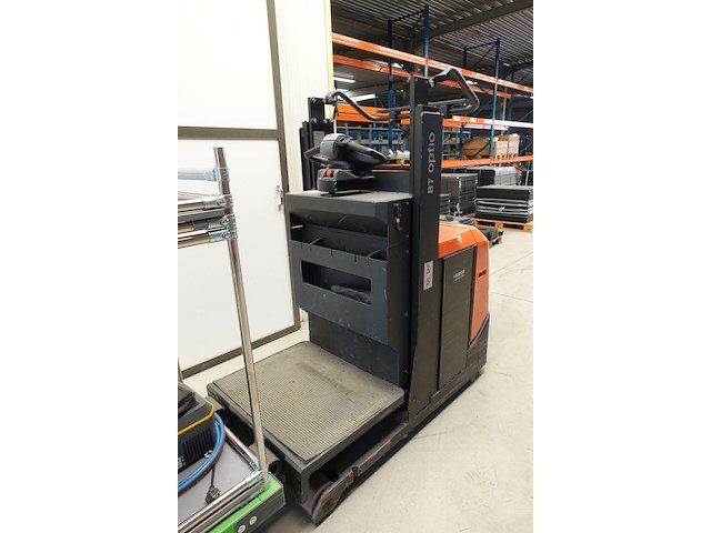 Elektrische orderpicker toyota + orderpickkar multitube - afbeelding 10 van  19