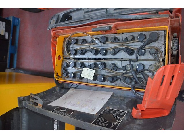 Elektrische palletwagen pro linde t18 met lader, serienummer w4x360u06317, bouwjaar 2007 met lader , batterijlader nuova elettra serienummer 22012178 - afbeelding 12 van  12