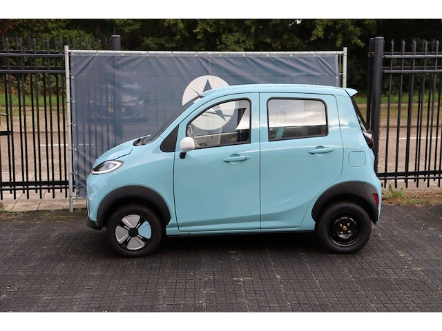 Elektrische personenauto jinpeng l7e-cp elektrisch 8.2pk - afbeelding 1 van  1