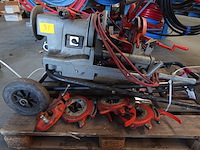 Elektrische pijpdraadsnijmachine ridgid - afbeelding 2 van  8