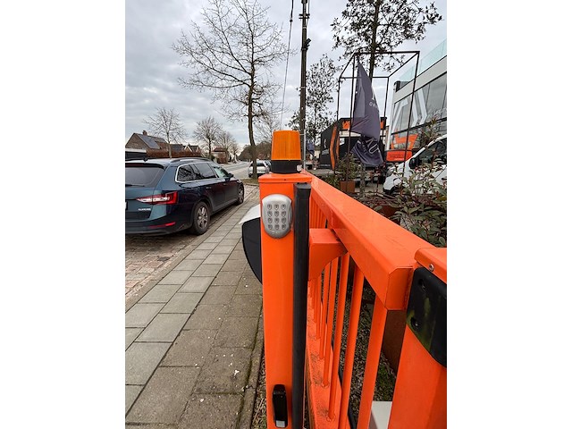 Elektrische poort - afbeelding 6 van  9