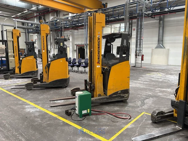 Elektrische reachtruck jungheinrich - afbeelding 1 van  33