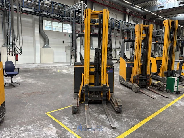 Elektrische reachtruck jungheinrich - afbeelding 17 van  21