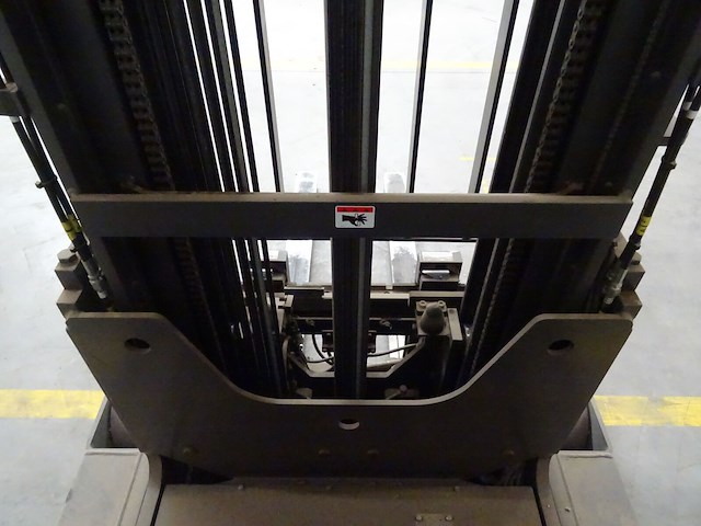 Elektrische reachtruck mitsubishi - afbeelding 21 van  22