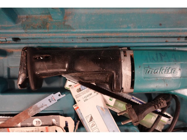 Elektrische reciprozaagmachine + schuurmachine makita - afbeelding 4 van  5