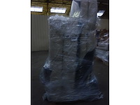 Elektrische relaxstoel linkerhoek bank in crèmekleurig leer - afbeelding 9 van  9