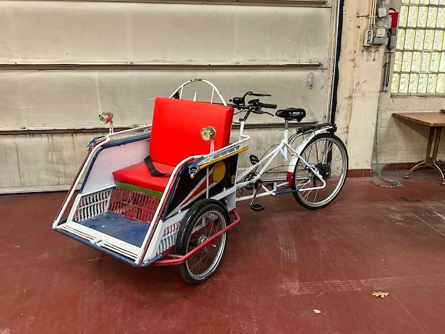 Elektrische riksja (bakfiets) - afbeelding 1 van  9