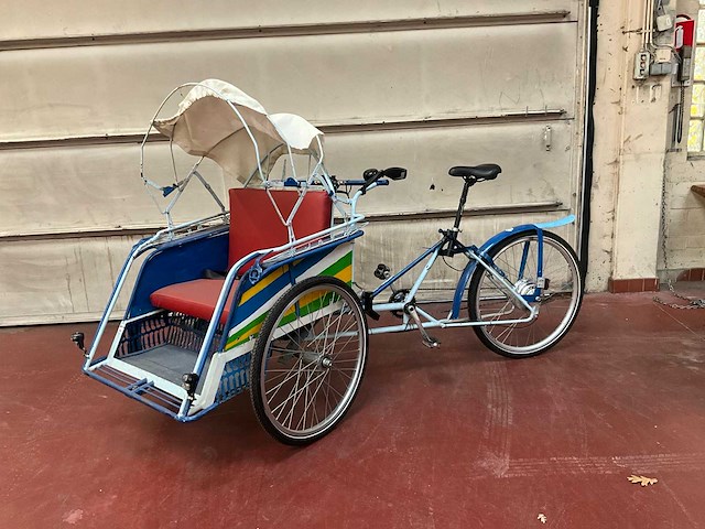 Elektrische riksja (bakfiets) - afbeelding 1 van  9