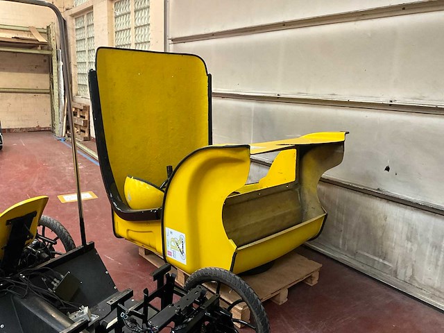 Elektrische riksja ligfiets met toebehoren - afbeelding 4 van  11