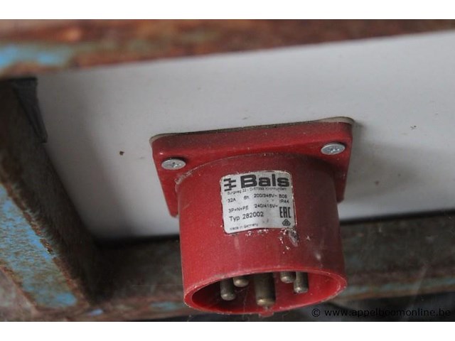 Elektrische schakelkast met 3 fasen, werking niet gekend - afbeelding 2 van  2