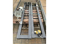 Elektrische schuifpoort met motor. - afbeelding 2 van  6