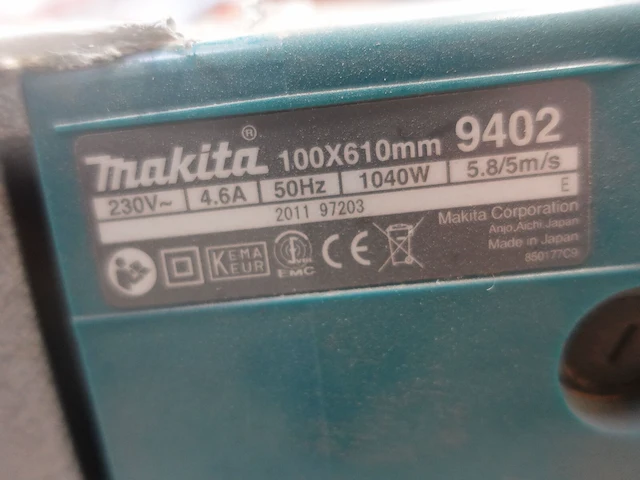Elektrische schuurbandmachine makita - afbeelding 3 van  3