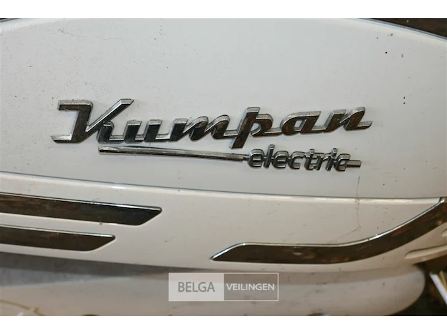Elektrische scooter kumpan - afbeelding 12 van  12