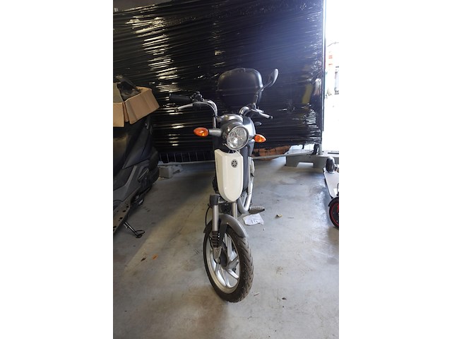 Elektrische scooter yamaha - afbeelding 4 van  10