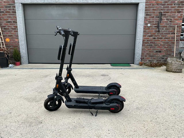 Elektrische scooters - afbeelding 1 van  3