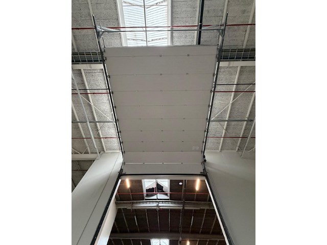 Elektrische sectionaalpoort novoferm - afbeelding 1 van  8